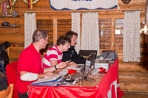 166062_373967762665007_1344116127_n