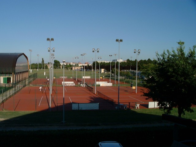 attivita_101108225015_campidatennis